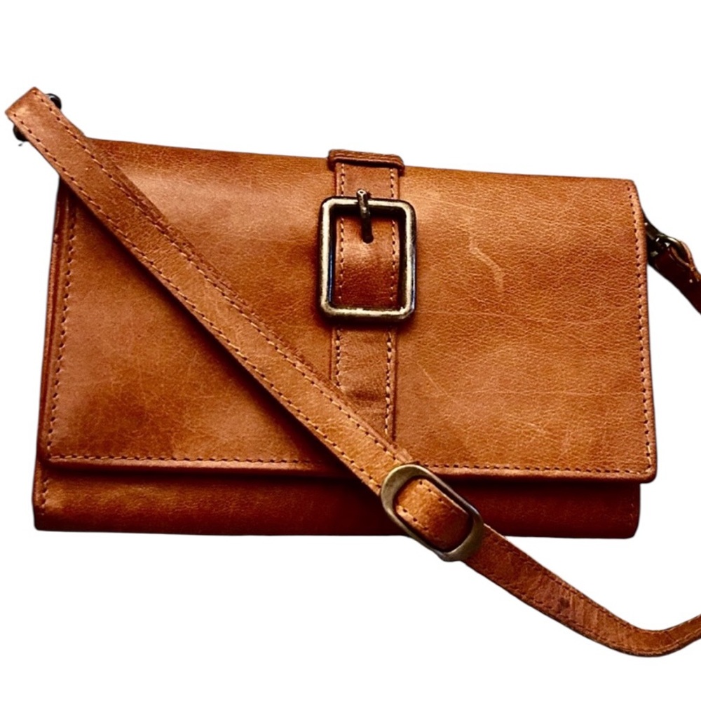 Very Good Condition Spikes & Sparrow Leather Wallet In A Brandy Cognac Color